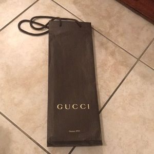 GUCCI NECK TIE STORE BAG